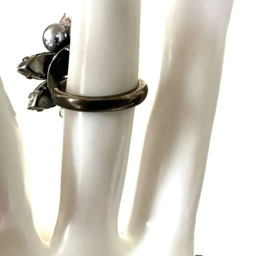 Grey and rhinestone cluster ring